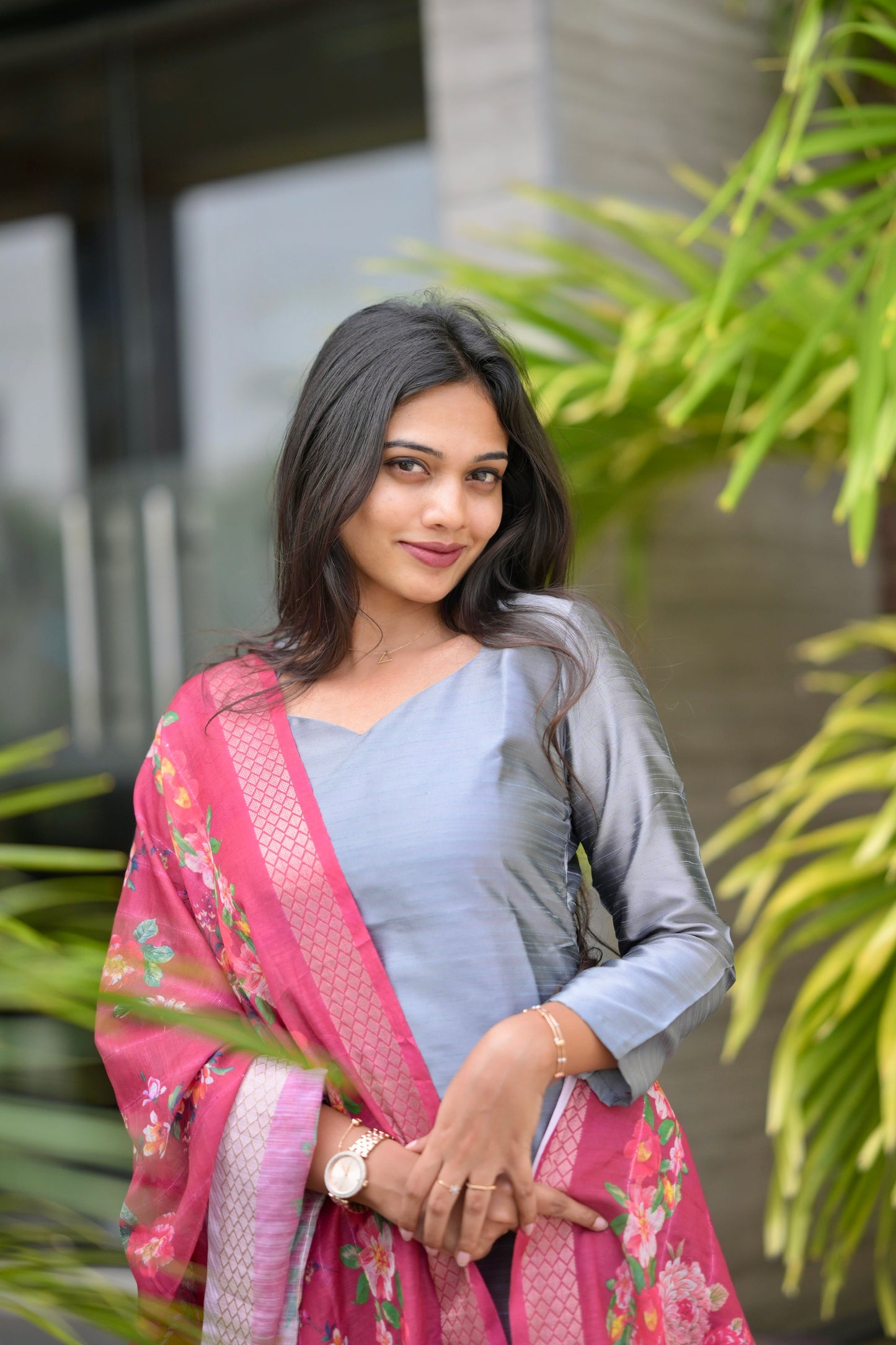 Grey top with red dupatta