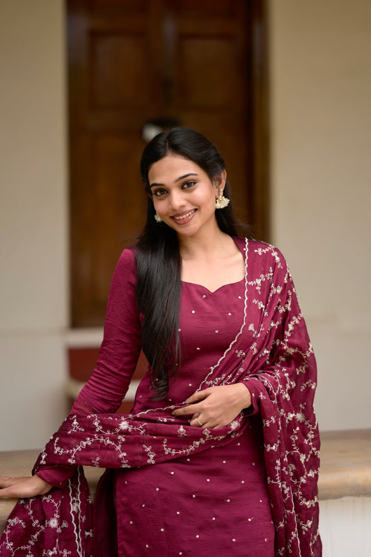 Mulberry Vichithra silk suit