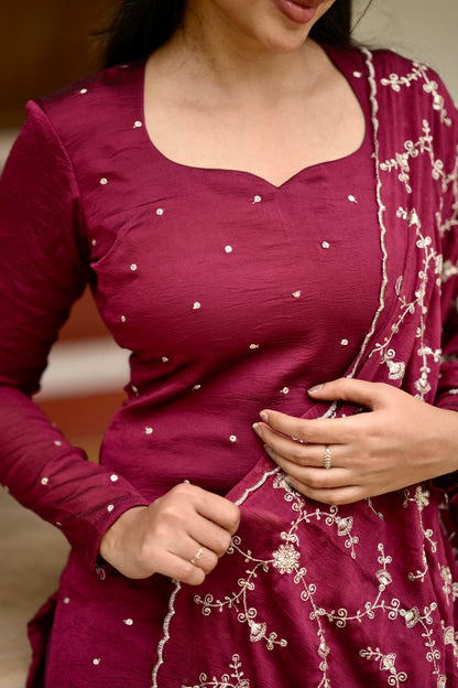 Mulberry Vichithra silk suit