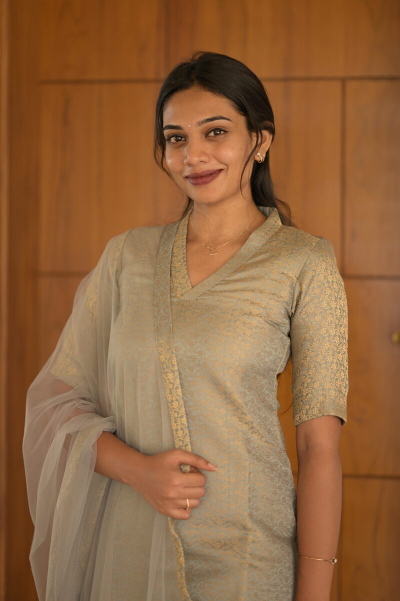 Grey Banaras suit set - Image 5