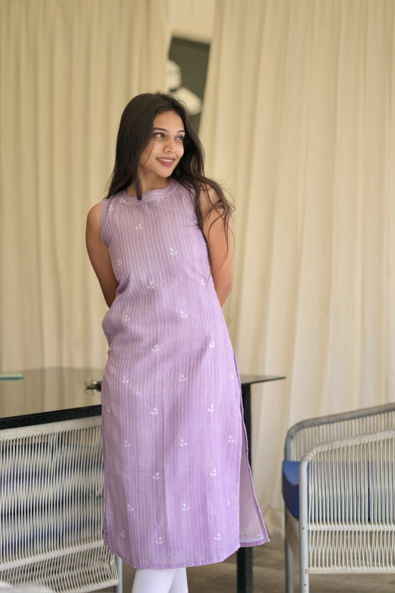 Lilac Thread Work Kurta