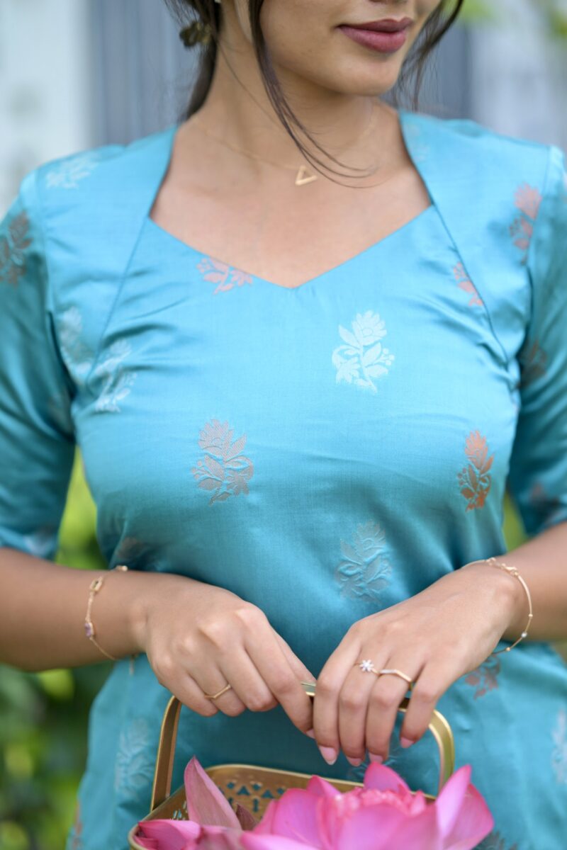 Grand Soft Silk Suit Set - Image 6