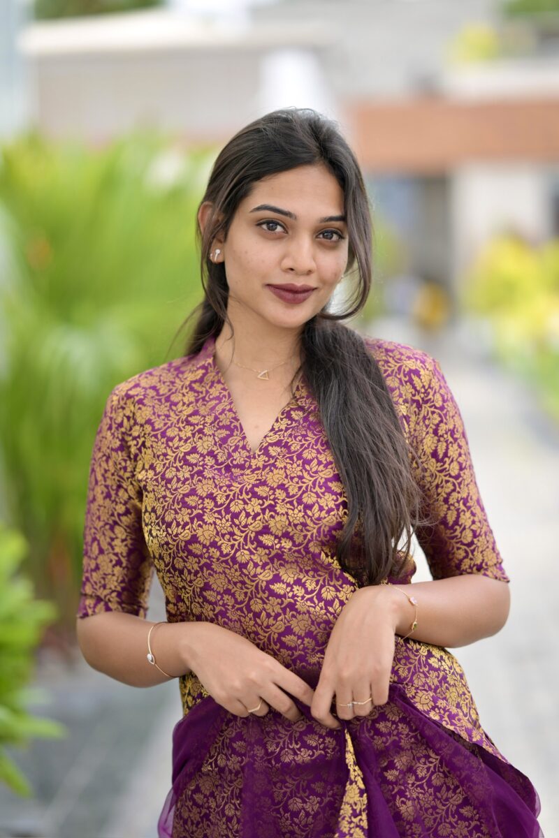 Wine Banaras Suit Set - Image 3